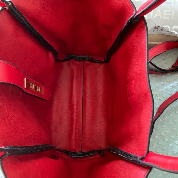 MICHAEL KORS 3 piece bag - Picture 15 of 17